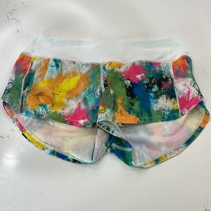 Lululemon Speed ups!! Size 6!! Multicolored!!